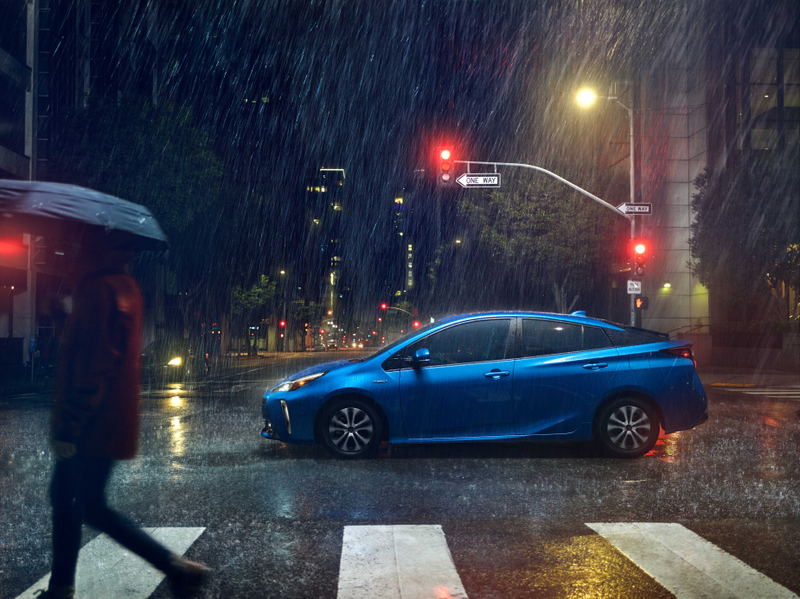 Illustration for article titled The 2019 Toyota Prius Conquers Nature With a Trick Electric All-Wheel Drive System